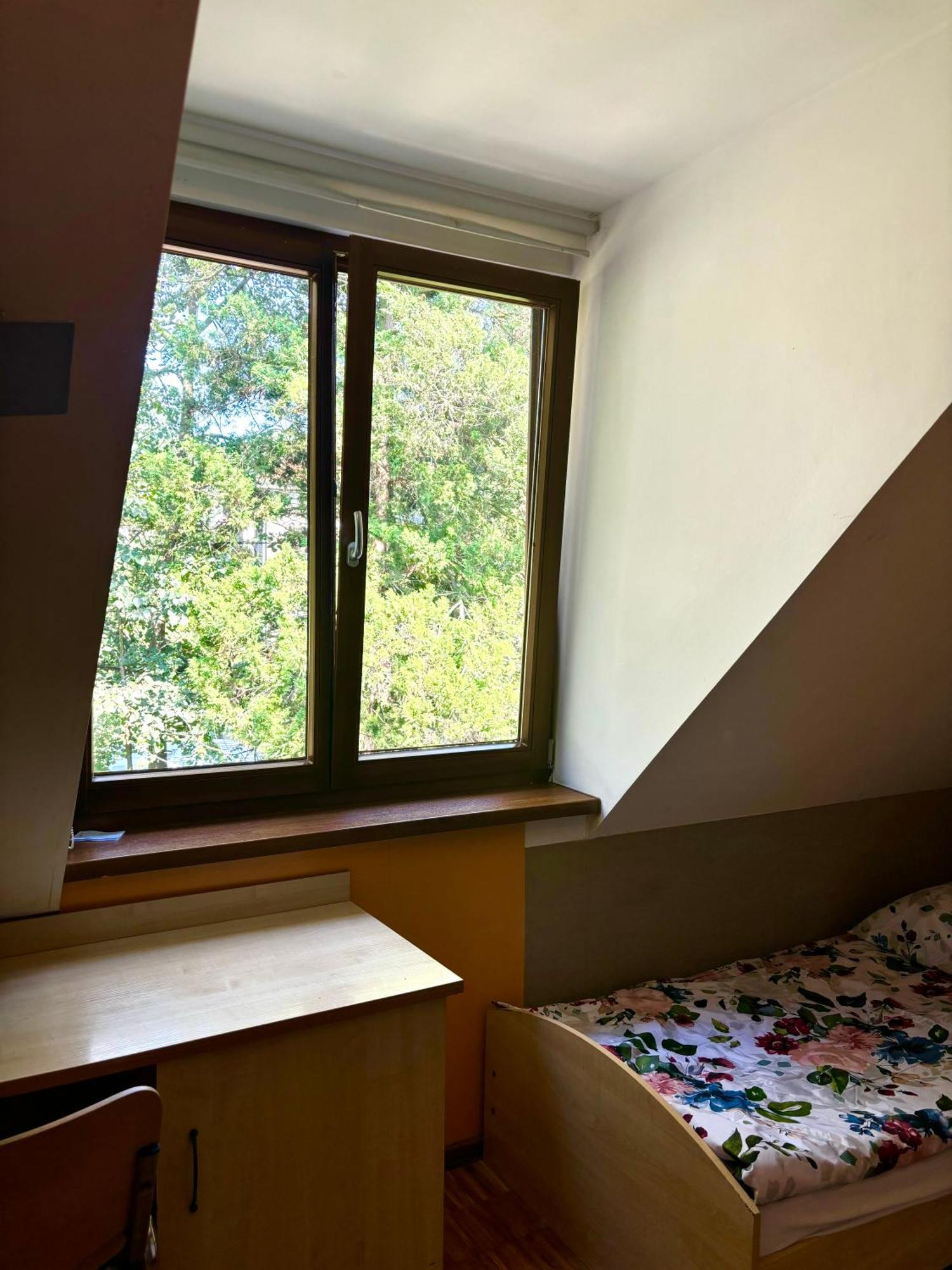 Hostel Nuove Frontiere ニサ エクステリア 写真